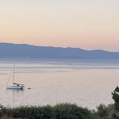 Apartment Bel Appartement, Avec Piscine, Bord De Mer Et Vue Mer Ajaccio (Corsica)